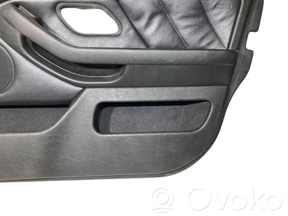 Priekšējo durvju apdare