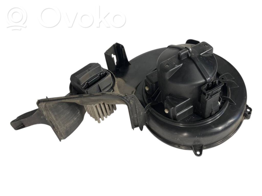 Mazā radiatora ventilators