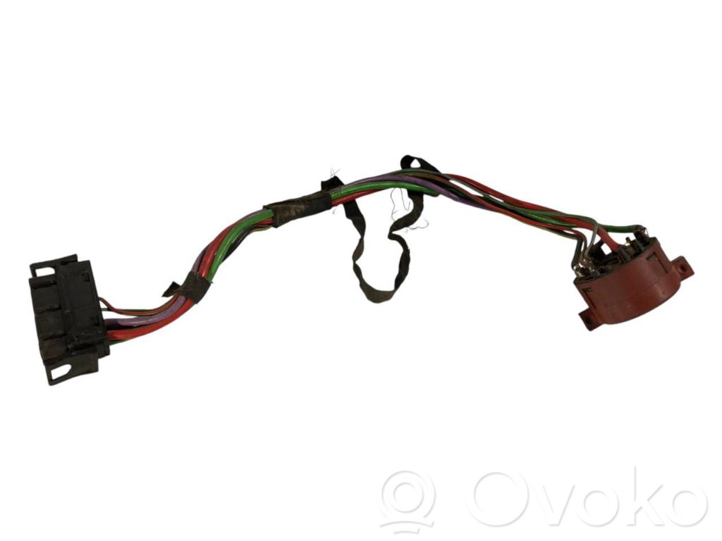 Aizdedzes slēdža kontakti