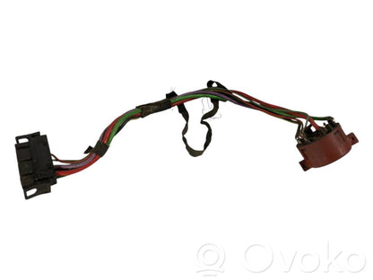 Aizdedzes slēdža kontakti