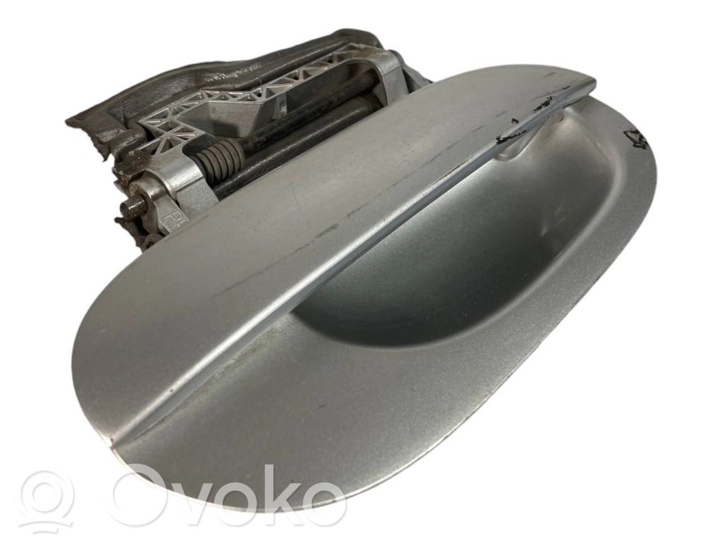 Внешняя ручка открывания