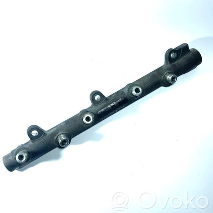 Degvielas maģistrālā caurule