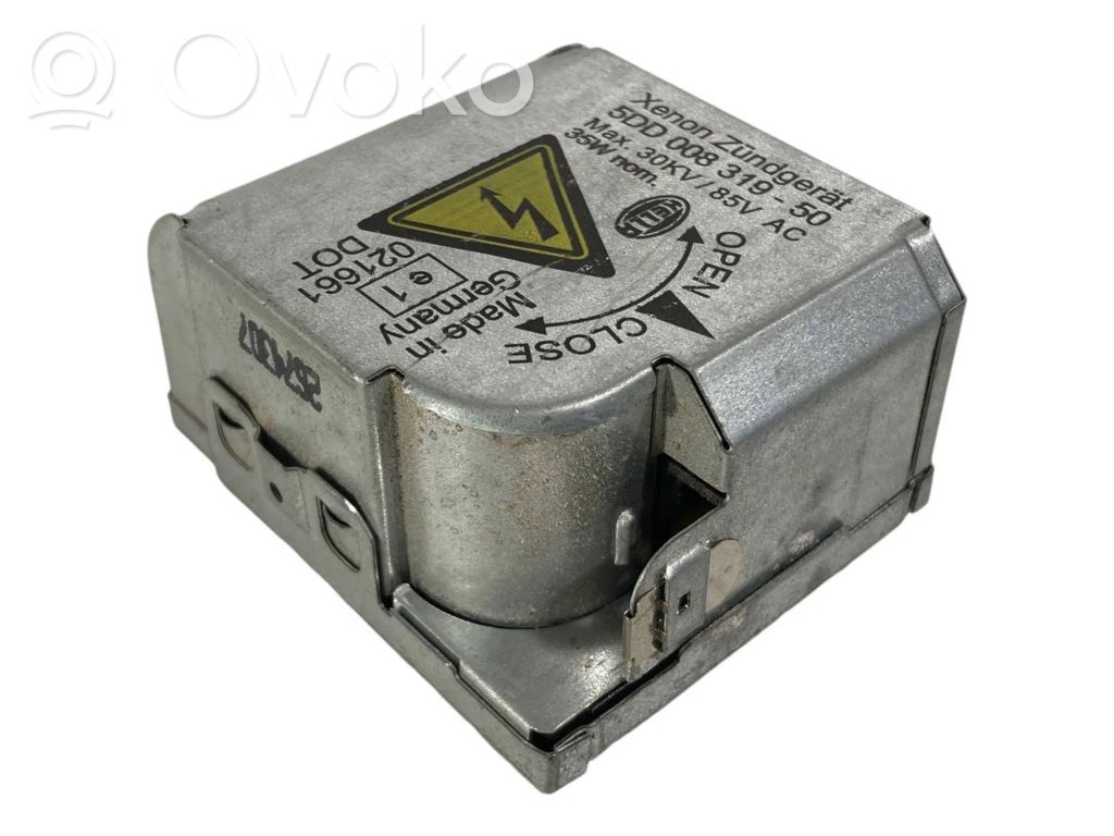 Headlight unit / (xenon unit)