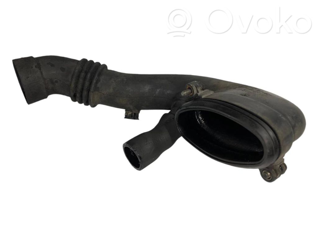 Gaisa caurule uz turbīnu