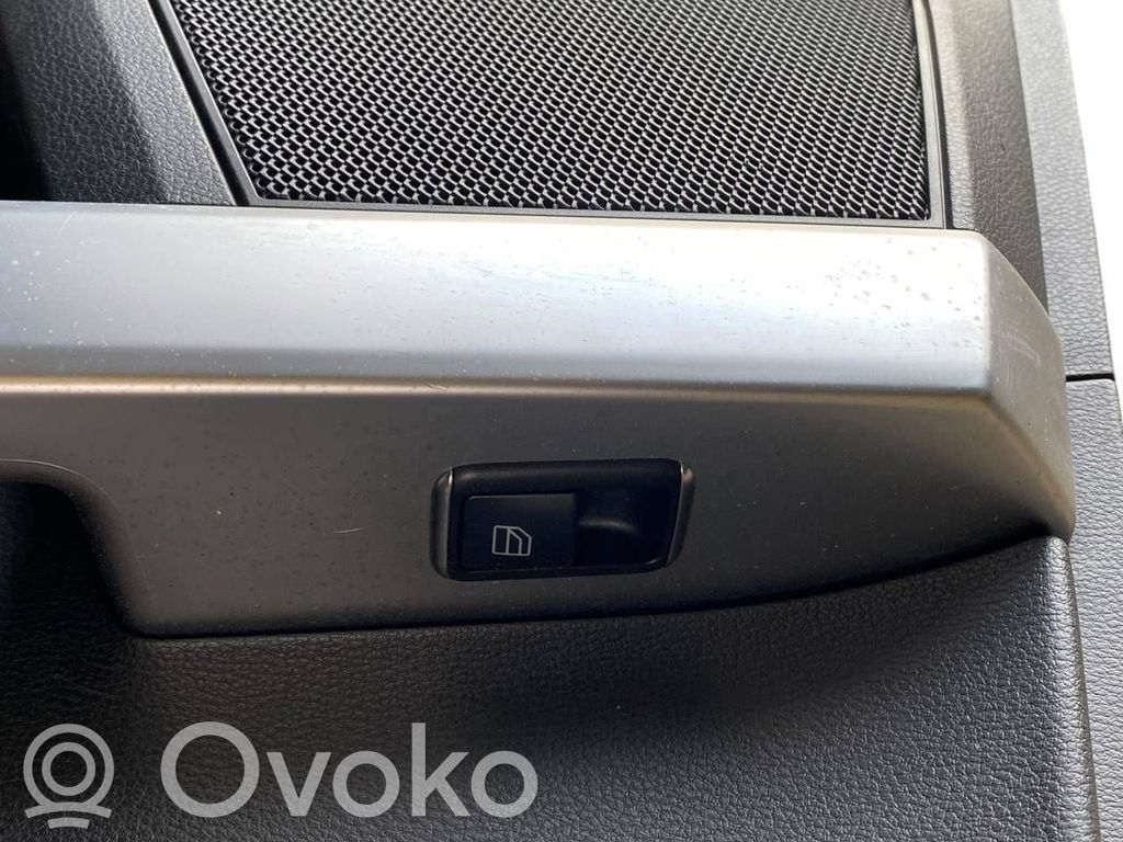 Sēdekļu komplekts