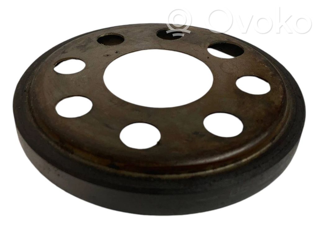 Cita veida dzinēja nodalījuma detaļa