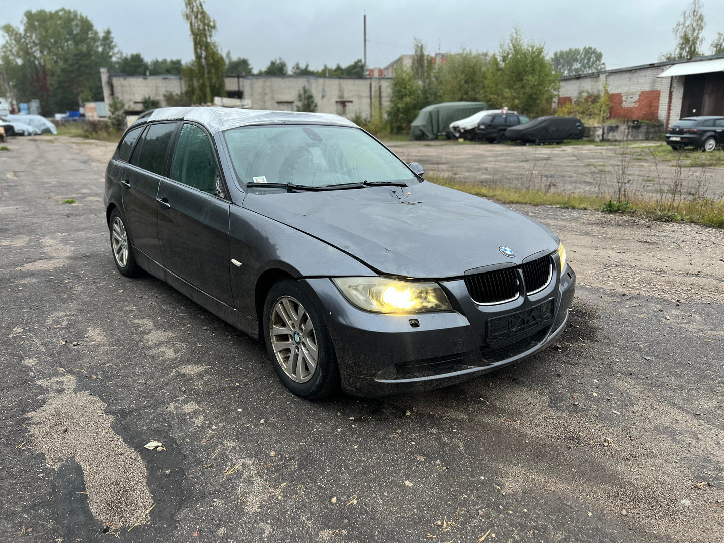 BMW 320d 2006.g.