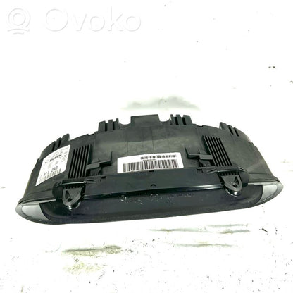 Speedometer (in the instrument panel)