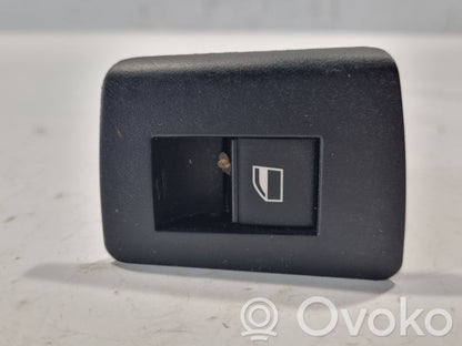 Elektrisko logu slēdzis