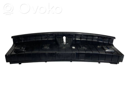 Trunk sill trim