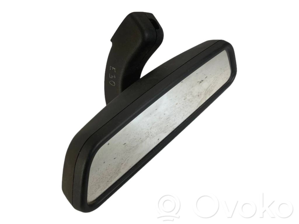 Atpakaļskata spogulis (salonā)