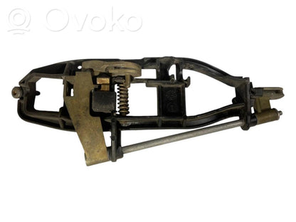 Aizmugurē turētājs / kronšteins ārējam atvēršanas rokturim