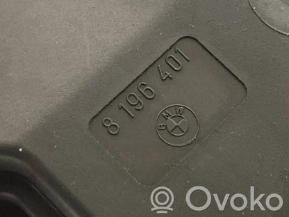 Aizmugurējā pārsega slēdzene