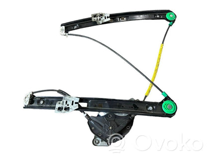 Priekšpusē elektriskā loga pacelšanas mehānisma komplekts