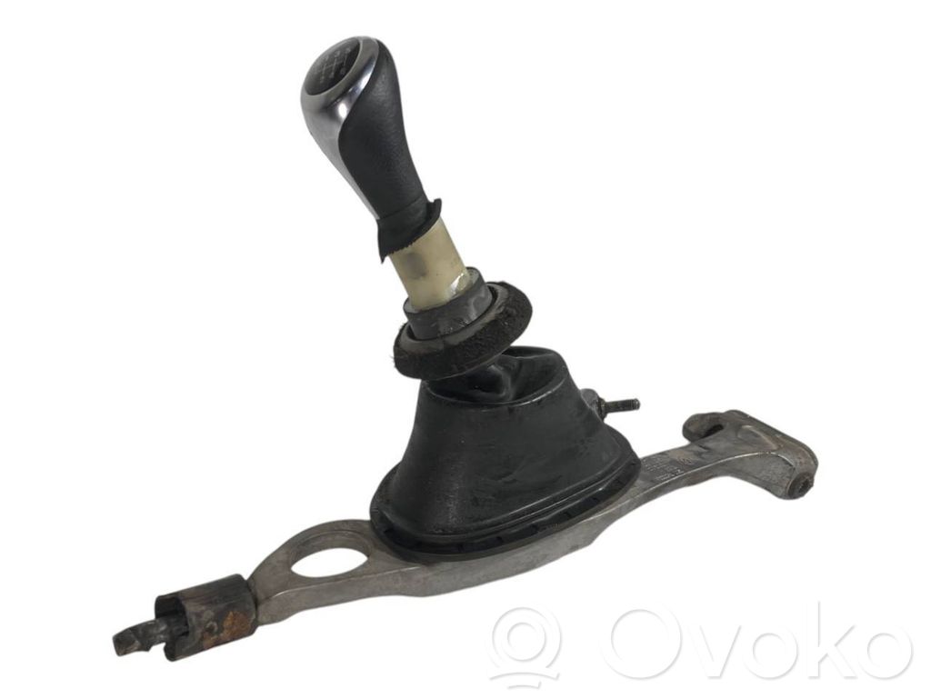 Pārslēgšanas mehanisms (kulisa)