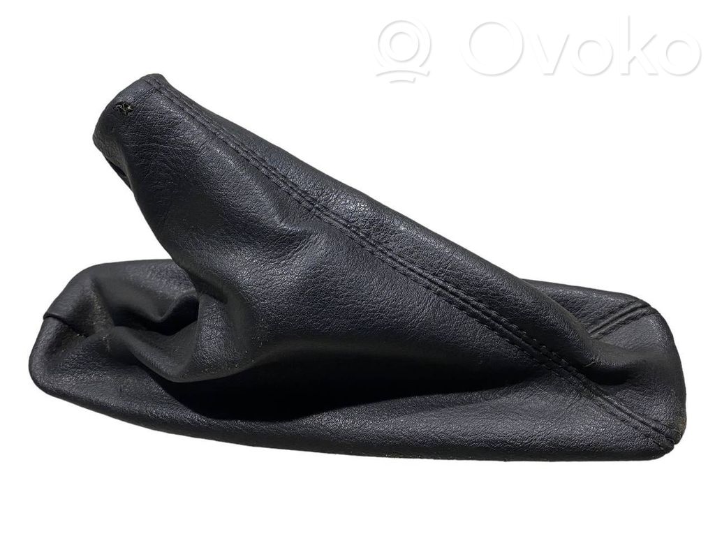 Ātrumu pārslēgšanas sviras dekoratīvā apdare (āda, uzgalis)