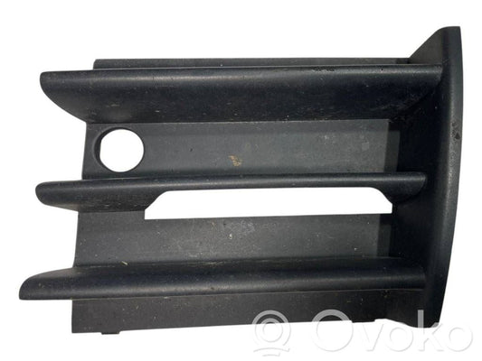 Apakšējais režģis (trīsdaļīgs)