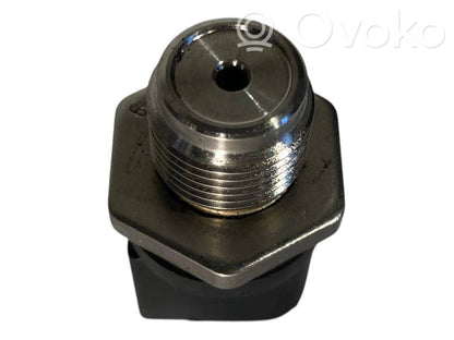 Манометр давления топлива