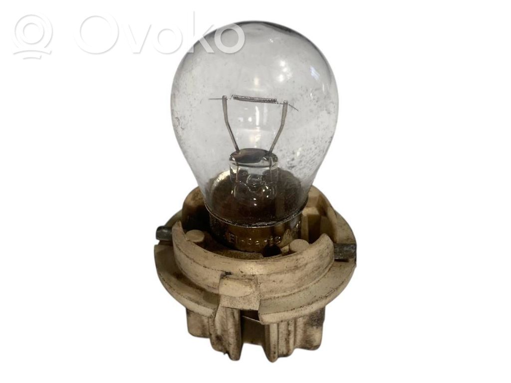 Aizmugures spuldzes vāka turētājs