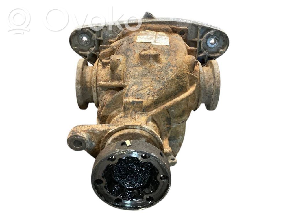 Aizmugurējais reduktors