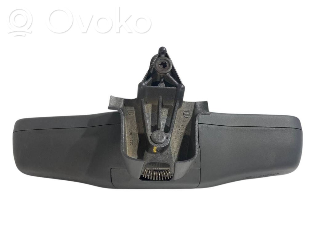 Atpakaļskata spogulis (salonā)