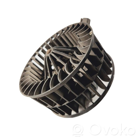 Mazā radiatora ventilators