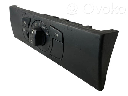 Headlight switch