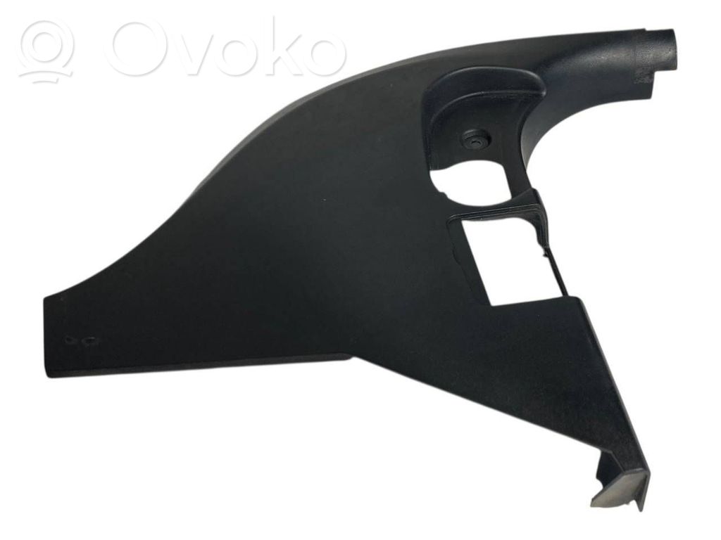 Kāju zonas sānu dekoratīvā apdare