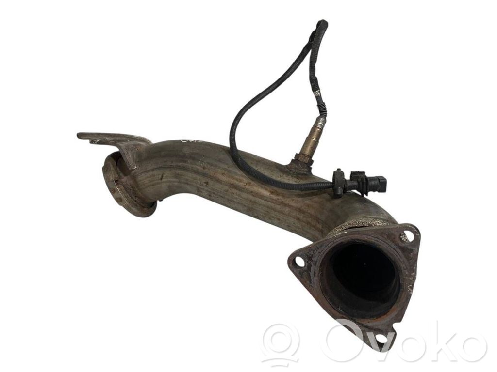 Caurulīte (-es) / šļūtene (-es)