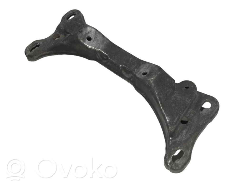 Кронштейн крепления трансмиссии