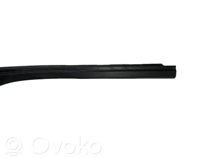 Front sill trim (inner)
