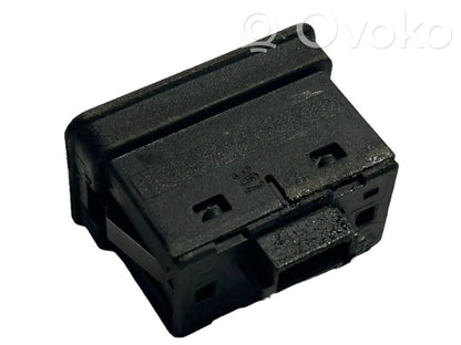 Elektrisko logu slēdzis