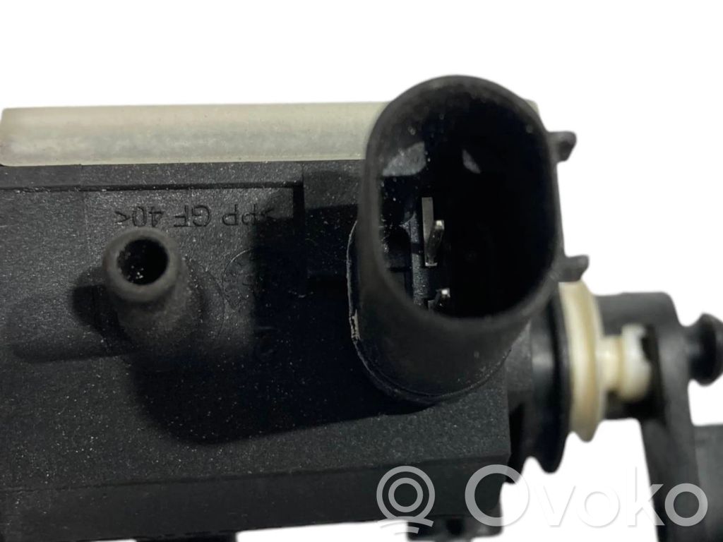 Electric fuel tank lock