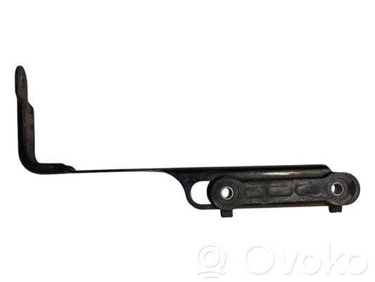 Izpūtēja turētājs