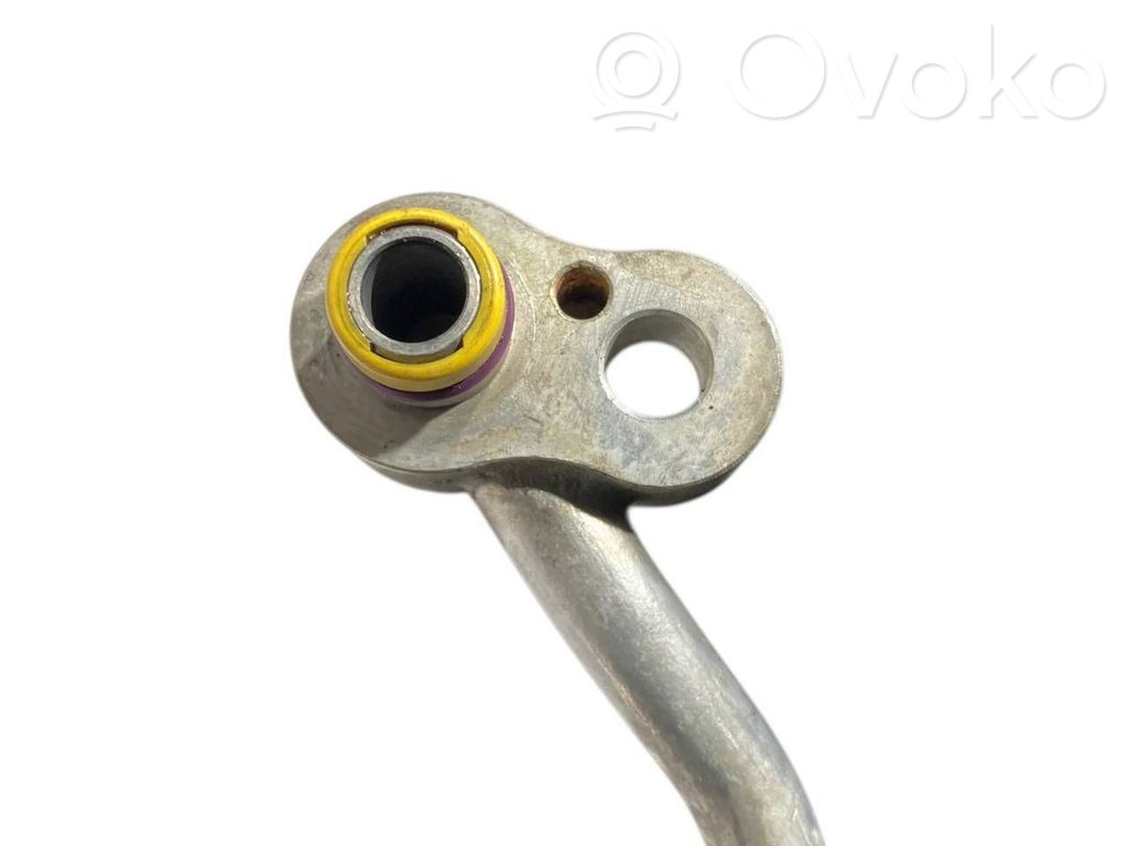 Air conditioner pipe(s) / hose(s)