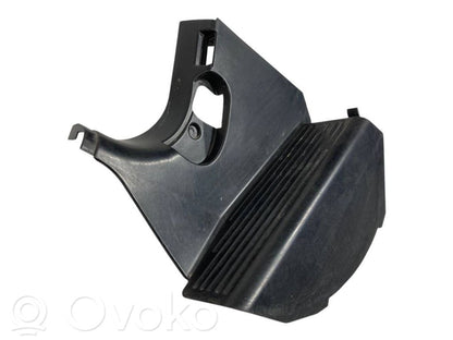 Kāju zonas sānu dekoratīvā apdare