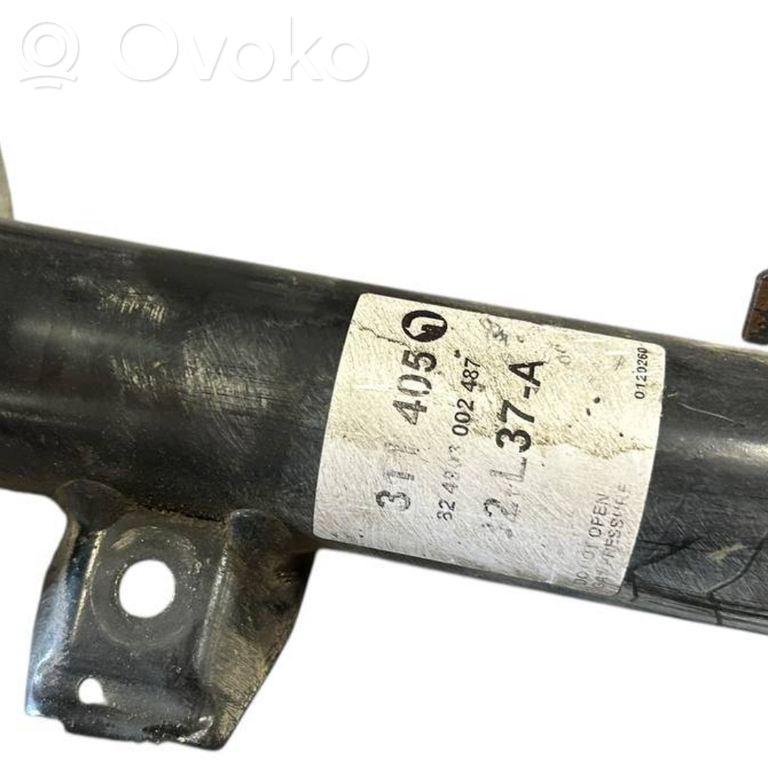 Priekšpusē amortizators ar atsperi