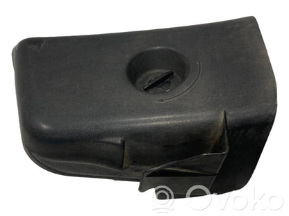 Aizmugurējā luktura detaļa