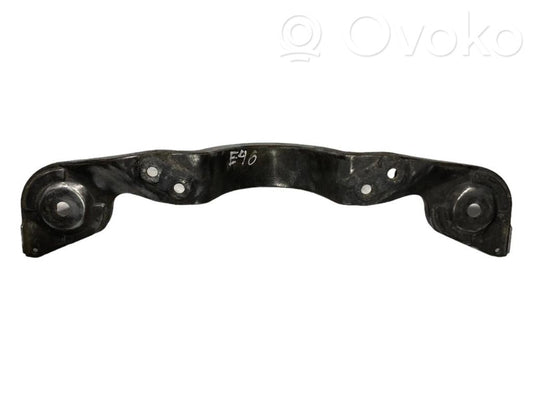 Крепление заднего редуктора