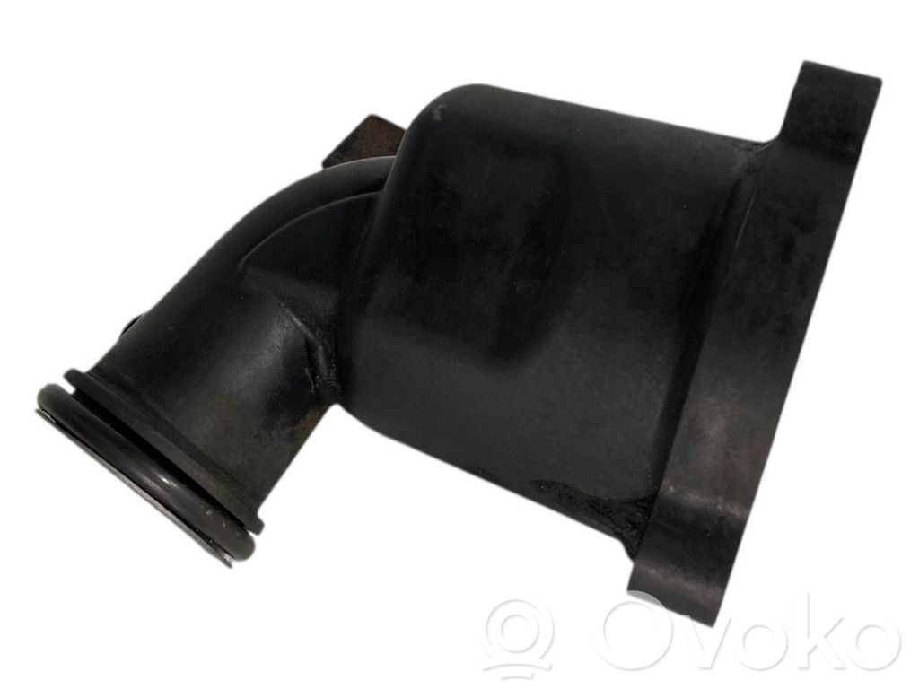 Cita veida dzinēja nodalījuma detaļa