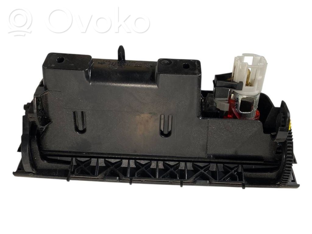 Salona dekoratīvās apdares komplekts