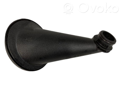 Oil supply pipe (in the crankcase)