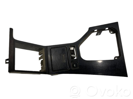 Gear shift lever decorative trim (plastic)