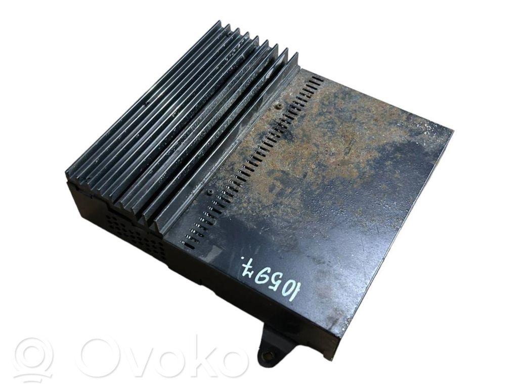 Sound amplifier
