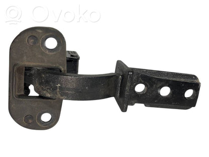 Aizmugurējā pārsega eņģe (-ess)