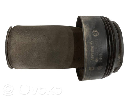 Aizmugurē gaisa spilvens