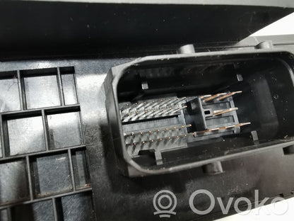 Barošanas vadības bloks