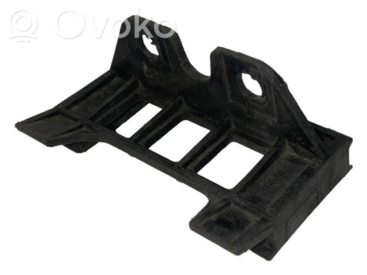 Aizmugurējā bufera montāžas kronšteins