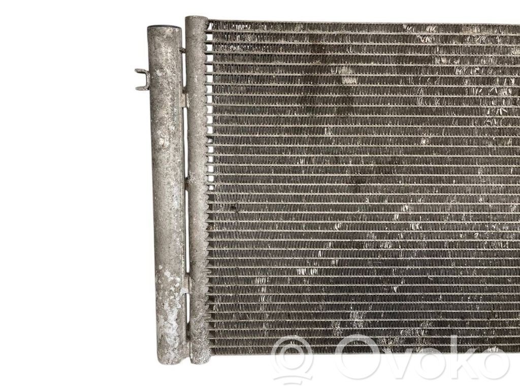 Air conditioner cooling radiator