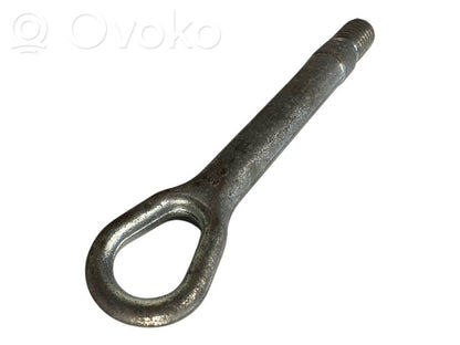 Буксировочный крюк